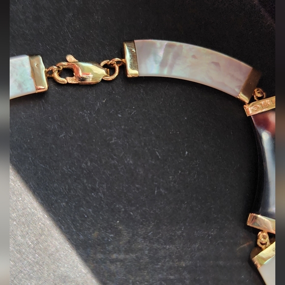 Necklace - Picture 4 of 9